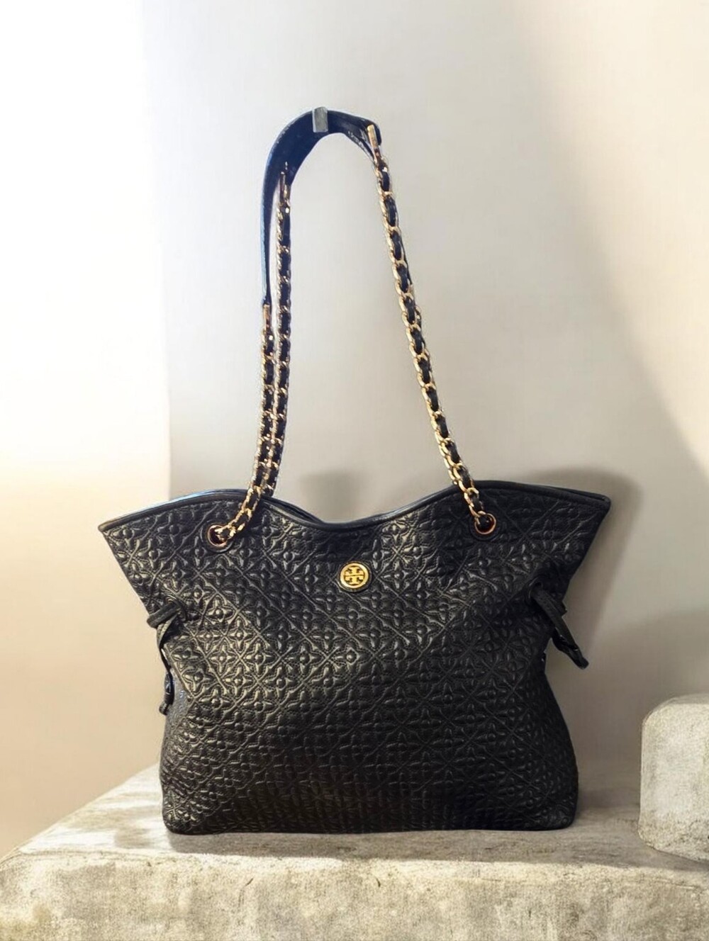 Tory Burch Bryant Black Quilted Leather Chain Shoulder Tote- EUC - Picture 11 of 12